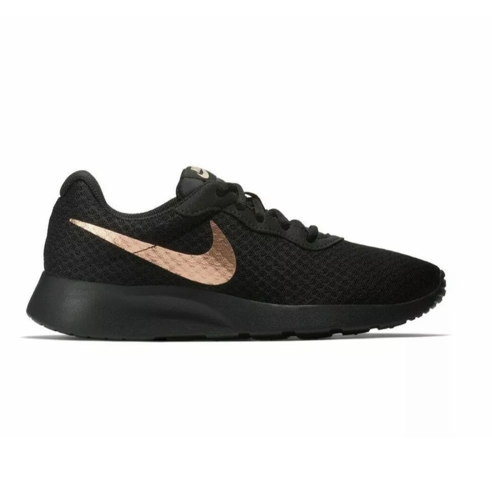 Nike Women Tanjun Shoe Athletic Sneaker